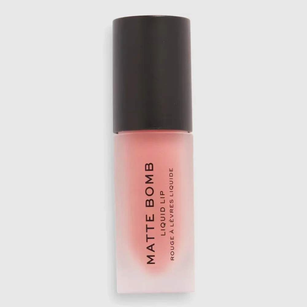 Makeup Revolution Matte Bomb Lipstick - Fancy Pink